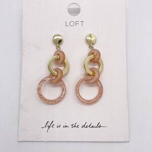 NWT Loft Pink Acrylic Gold Tone Hoop Dangle Earrings Gold Tone Pierced Y2K Retro